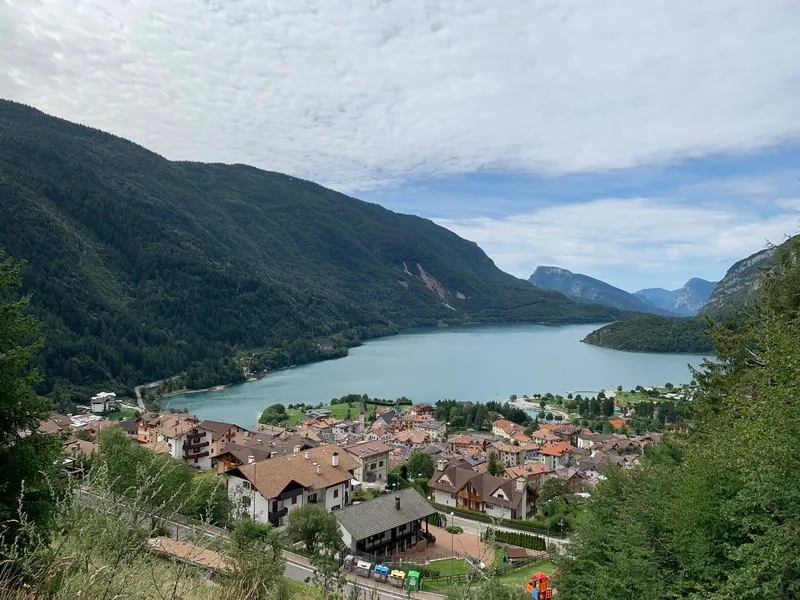 Photo Enzo Paiola Fotto fatta durante il workshop fotografico ai laghi di Molveno e Nembia - Corsi Fotografia Verona